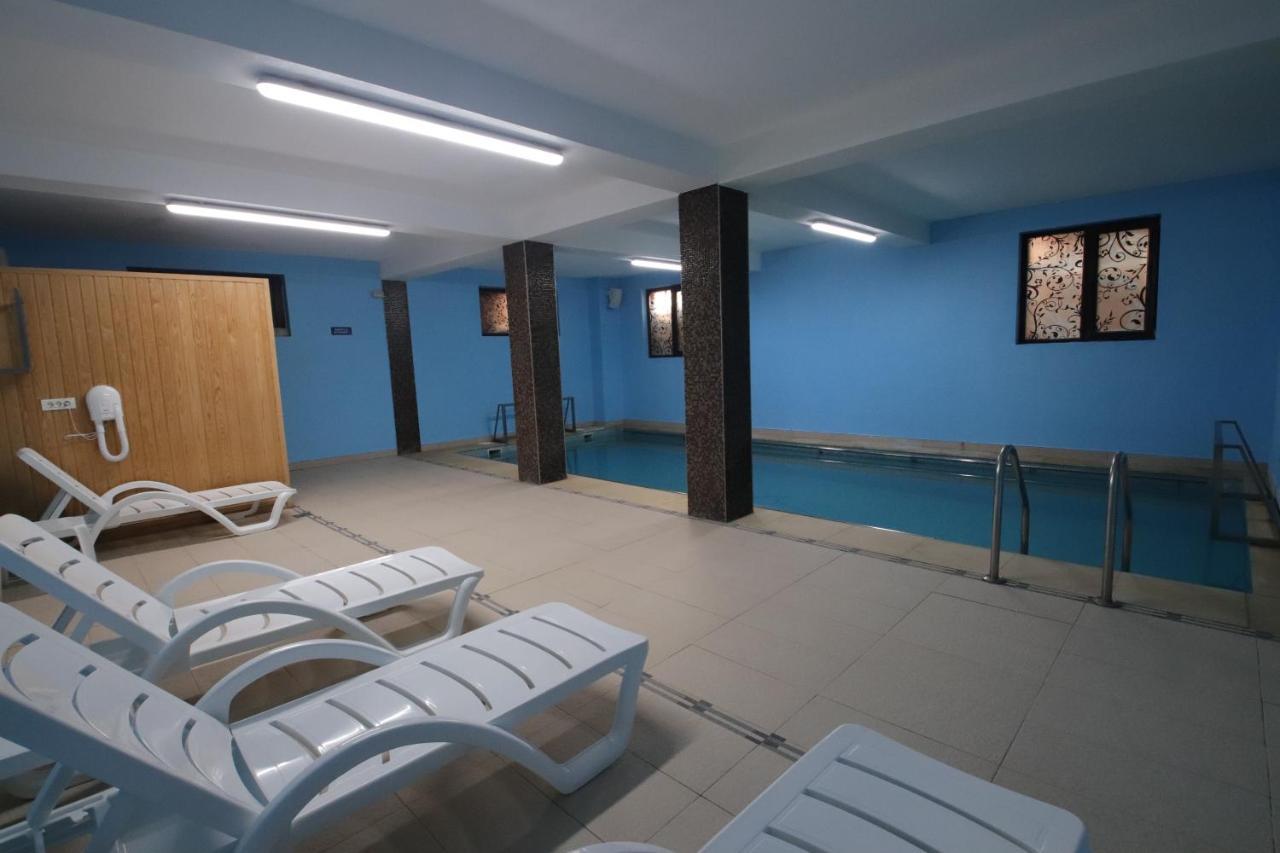 Complex Cochet Hotel Buşteni Exterior foto