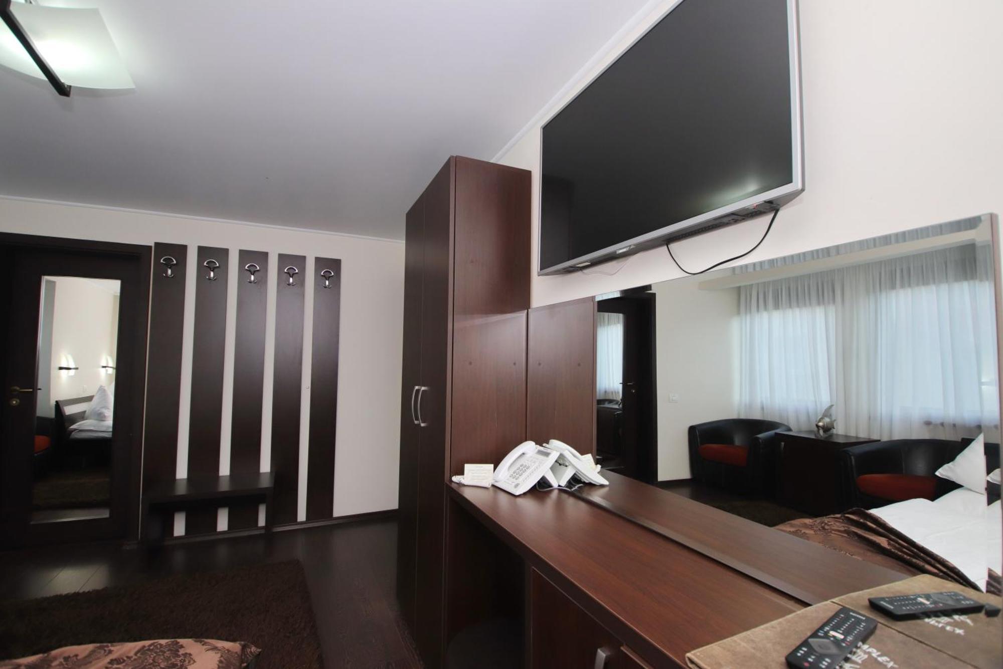 Complex Cochet Hotel Buşteni Exterior foto