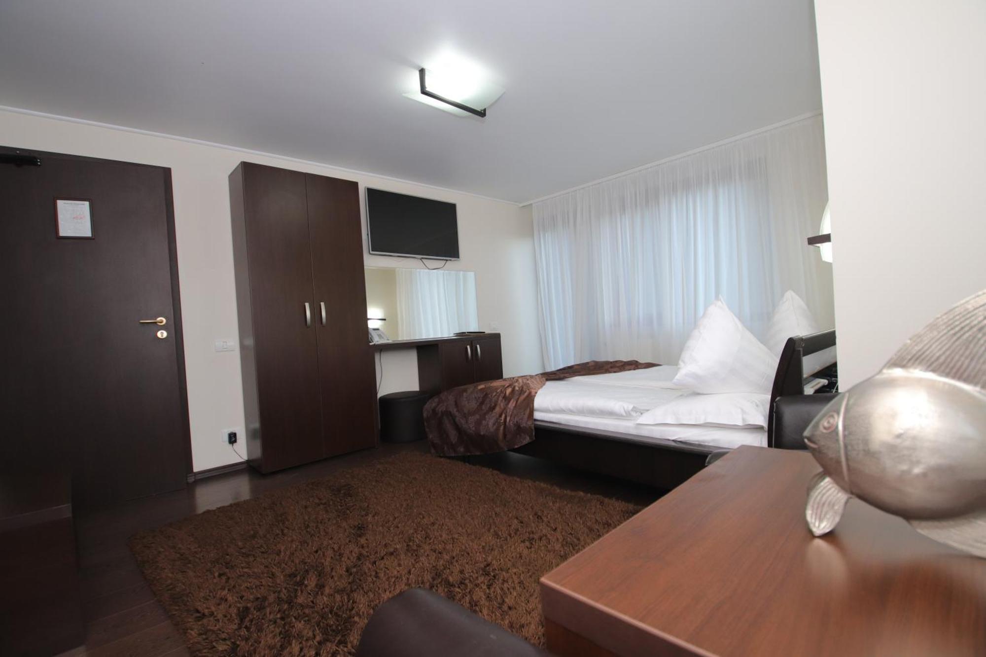 Complex Cochet Hotel Buşteni Exterior foto